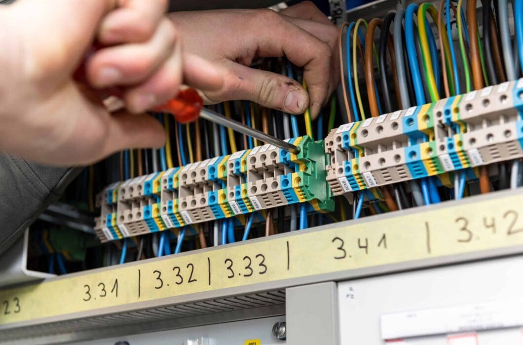 Netz-Periodische-Kontrolle-Verteilung-1060x700