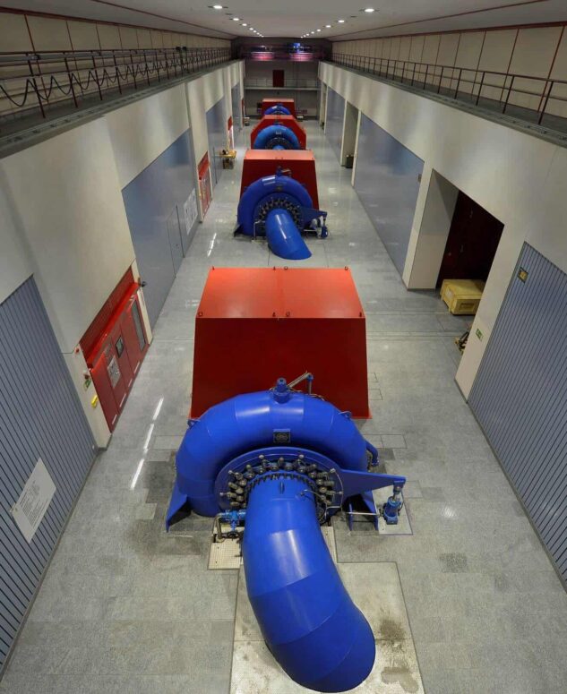 Überuns-Energieerzeugung-Kraftwerkunteraa-633x775