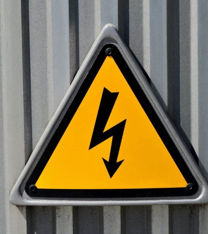 EWOPUR-Versorgungssicherheit-Stromwarnung-690x775