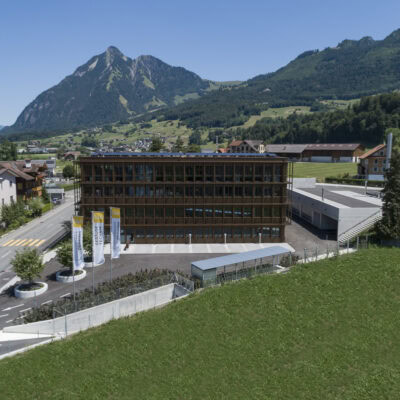 Aussen-bearbeitet-1025-400x400