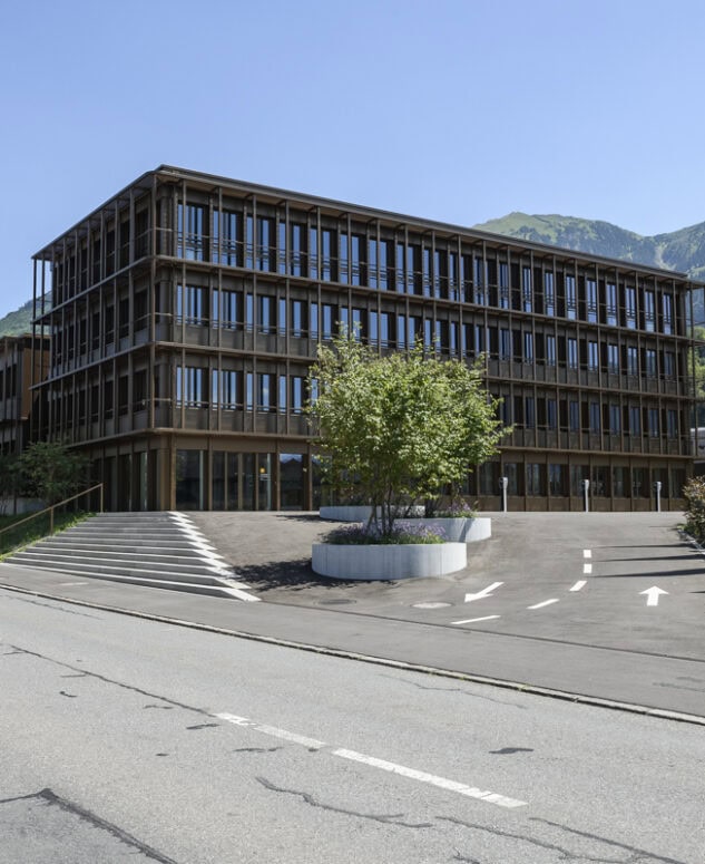 Aussen-bearbeitet-1018-633x775