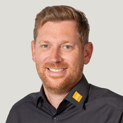 Portrait-Urban-Ming-2-400x400