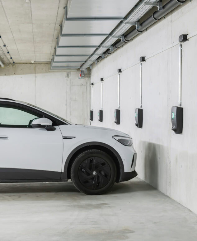 1022-8354-2-scaled-e1698236766357-633x775