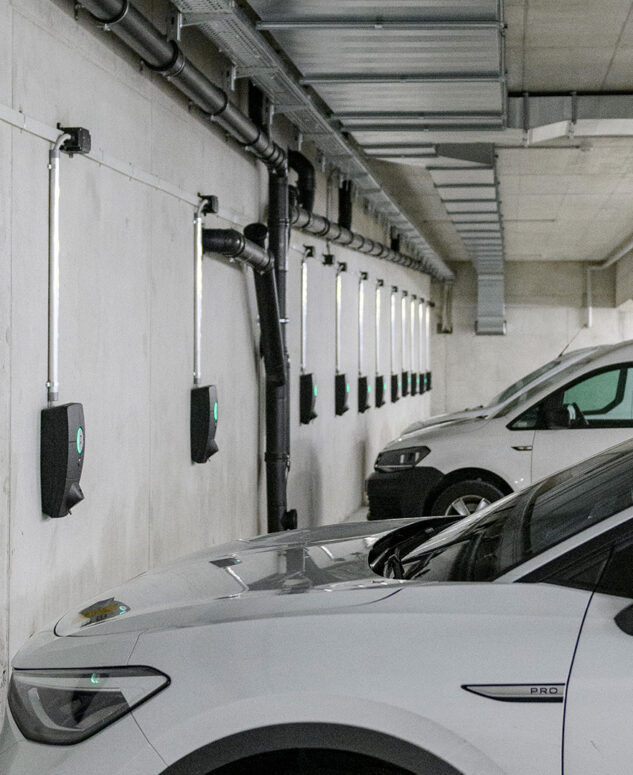 background_elektromobilitaet-633x775