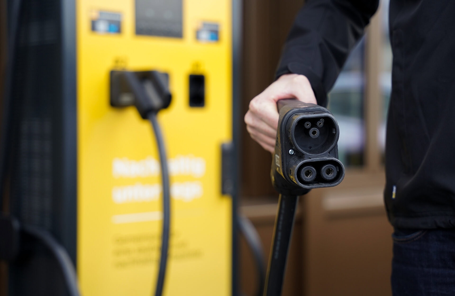 EWO08228-web-1920x1250