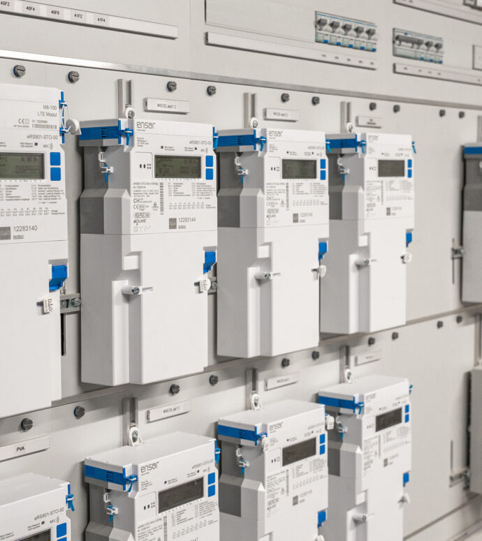 EWO01305_k-1-690x775